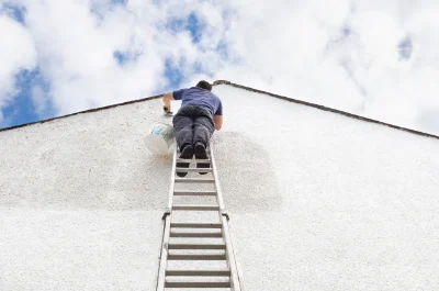 Peinture extérieure à Oberlarg — façades et ravalement